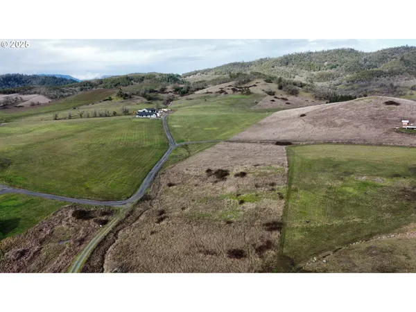 $350,000 | 0 Wil Way, Winston, OR 97496