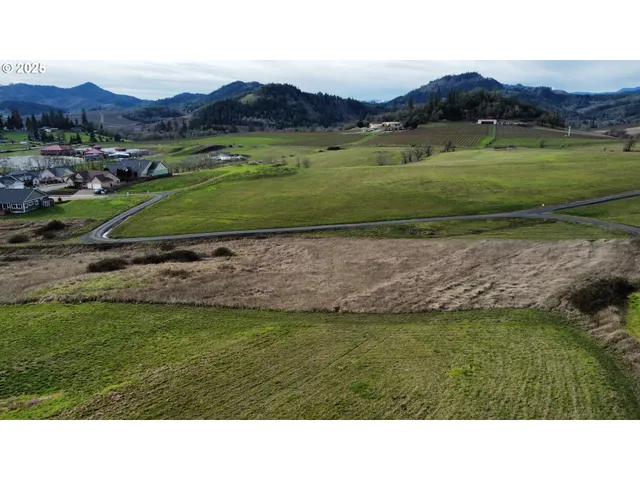 $375,000 | 0 Wil Way, Winston, OR 97496
