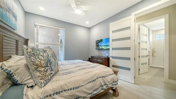 $895,000 | 7198 Del Lago Drive, Sarasota, FL 34238