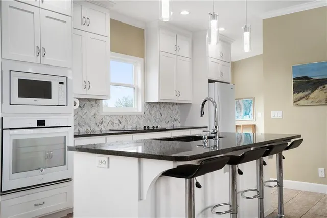 $589,900 | 1593 North 150 Road, Baldwin City, KS 66006