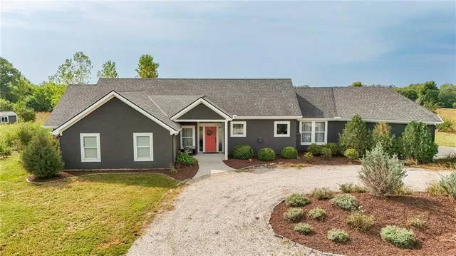 $589,900 | 1593 North 150 Road, Baldwin City, KS 66006