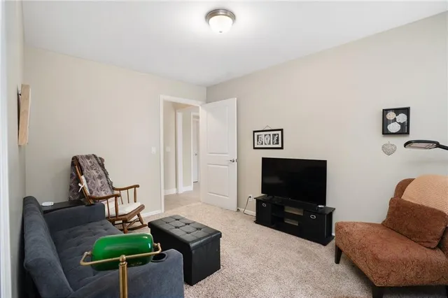 $589,900 | 1593 North 150 Road, Baldwin City, KS 66006