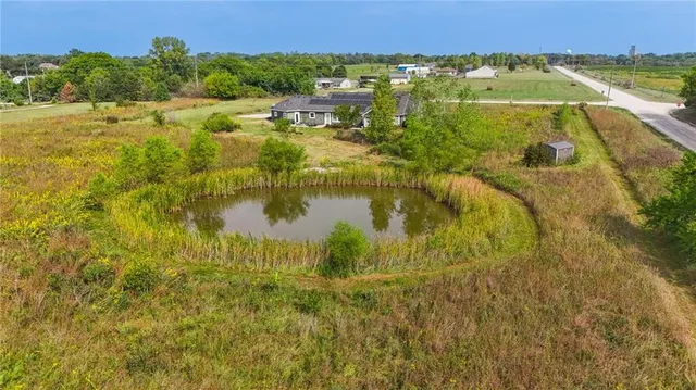 $589,900 | 1593 North 150 Road, Baldwin City, KS 66006
