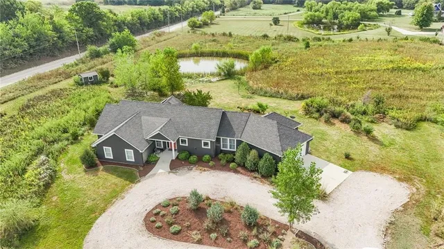 $589,900 | 1593 North 150 Road, Baldwin City, KS 66006