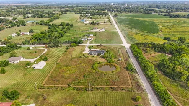 $589,900 | 1593 North 150 Road, Baldwin City, KS 66006