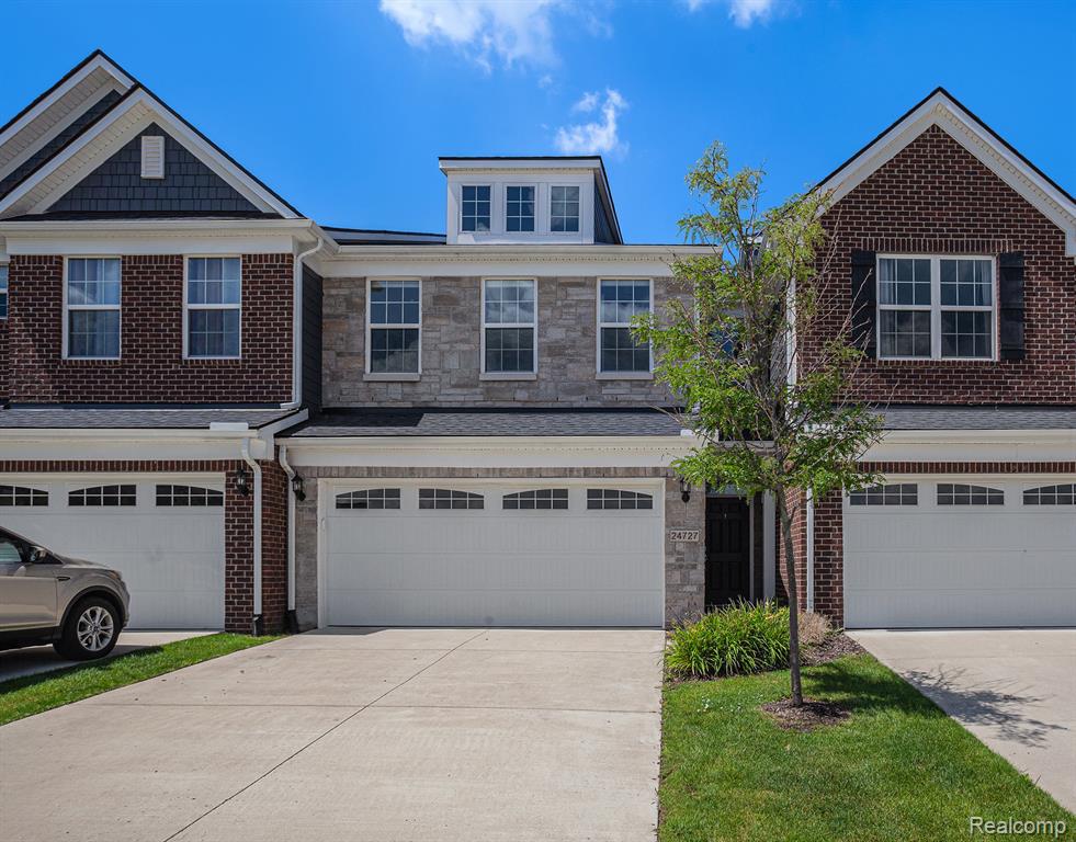 24727 Ivy Road Novi, MI 48375 - Photo 2 of 26
