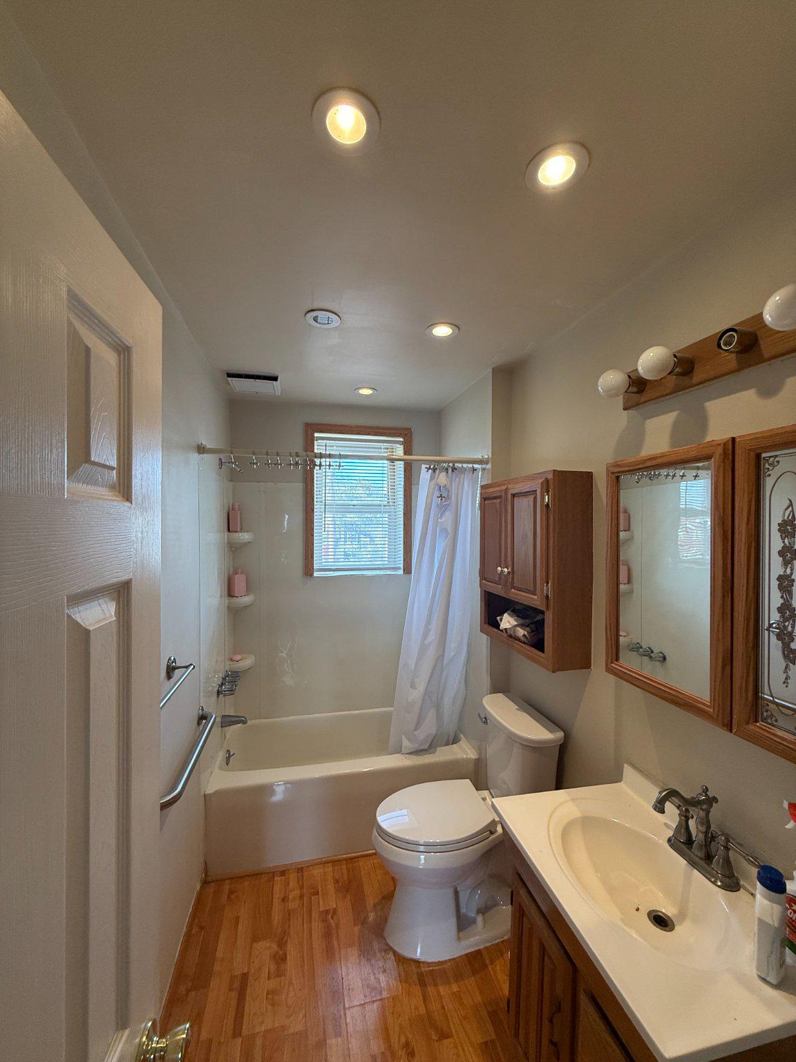 1918 Griffis Avenue Baltimore, MD 21230 - Photo 9 of 11 Bright and inviting bathroom retreat.