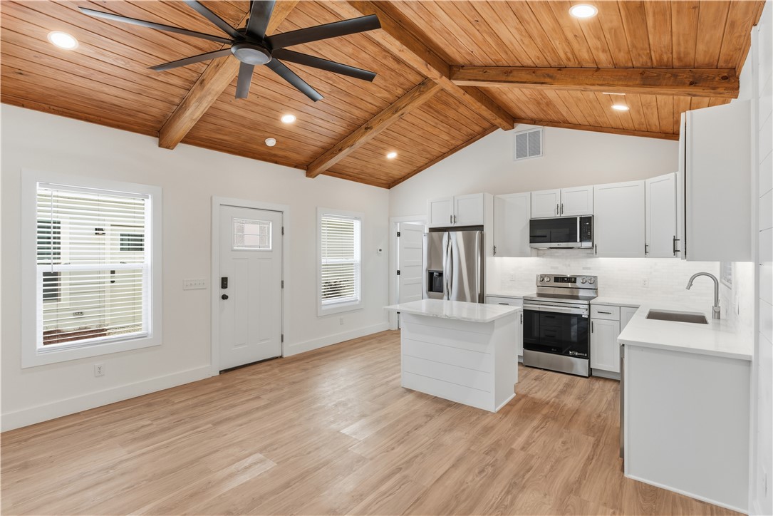 308 Palm Street St. Simons Island, GA 31522 - Photo 2 of 23