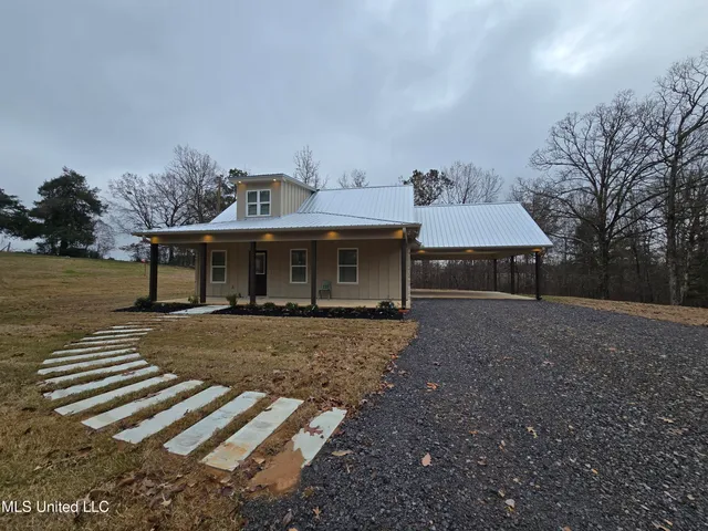 $295,000 | 30104 East Mississippi 4, Senatobia, MS 38668