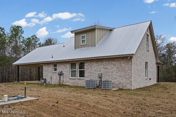 $295,000 | 30104 East Mississippi 4, Senatobia, MS 38668