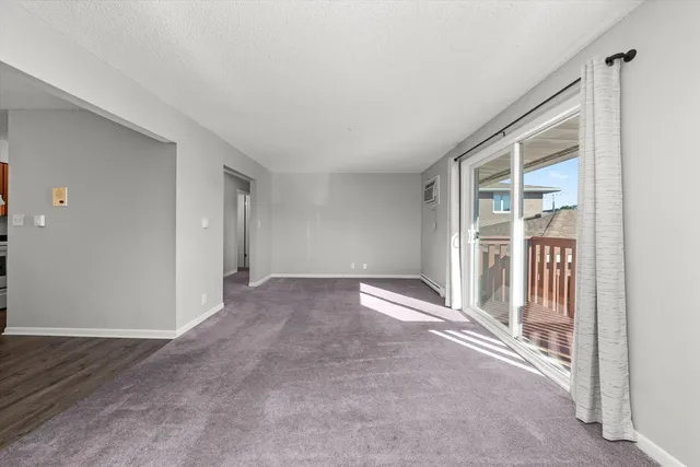 $1,600 | 609 East 3rd Street, Unit 5, Lockport, IL 60441