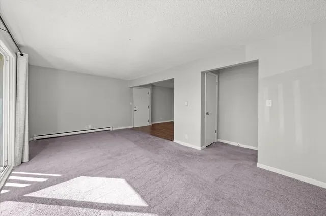 $1,600 | 609 East 3rd Street, Unit 5, Lockport, IL 60441