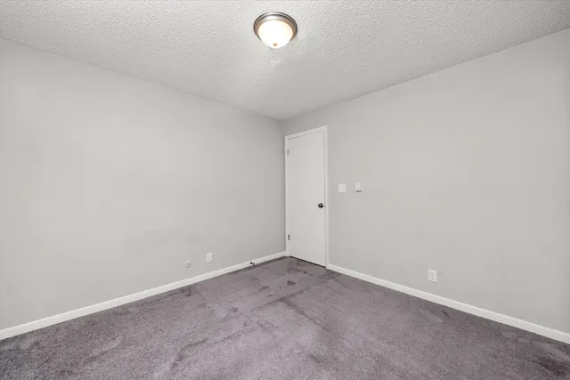 $1,600 | 609 East 3rd Street, Unit 5, Lockport, IL 60441