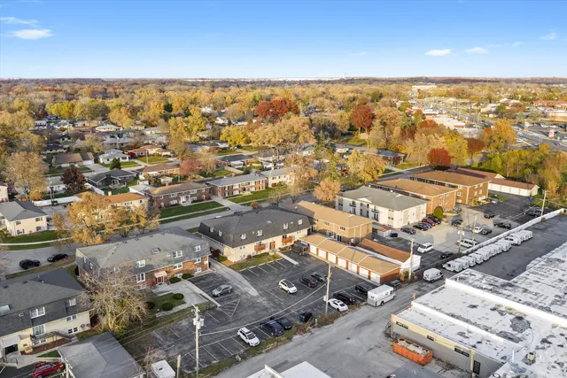 $1,600 | 609 East 3rd Street, Unit 5, Lockport, IL 60441