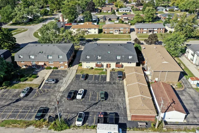 $1,600 | 609 East 3rd Street, Unit 5, Lockport, IL 60441