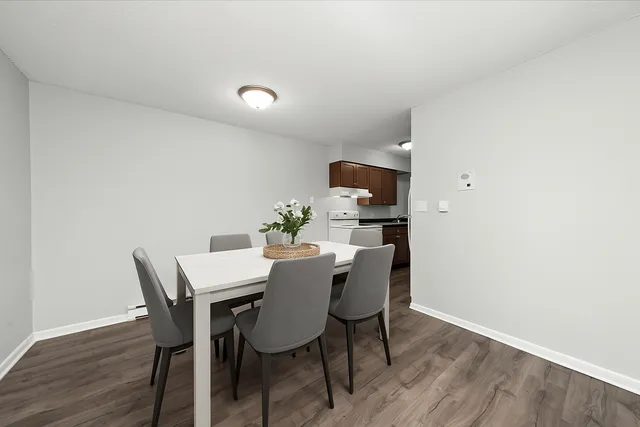 $1,600 | 609 East 3rd Street, Unit 5, Lockport, IL 60441