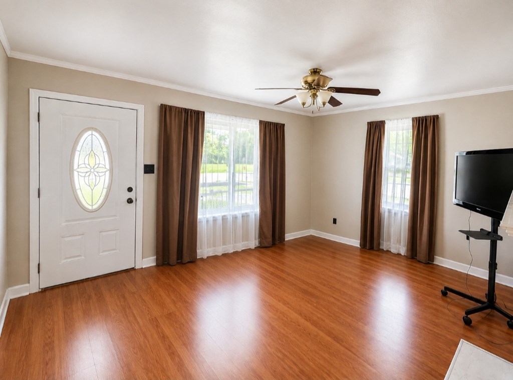 4405 Main Street Hodges, SC 29653 - Photo 5 of 10