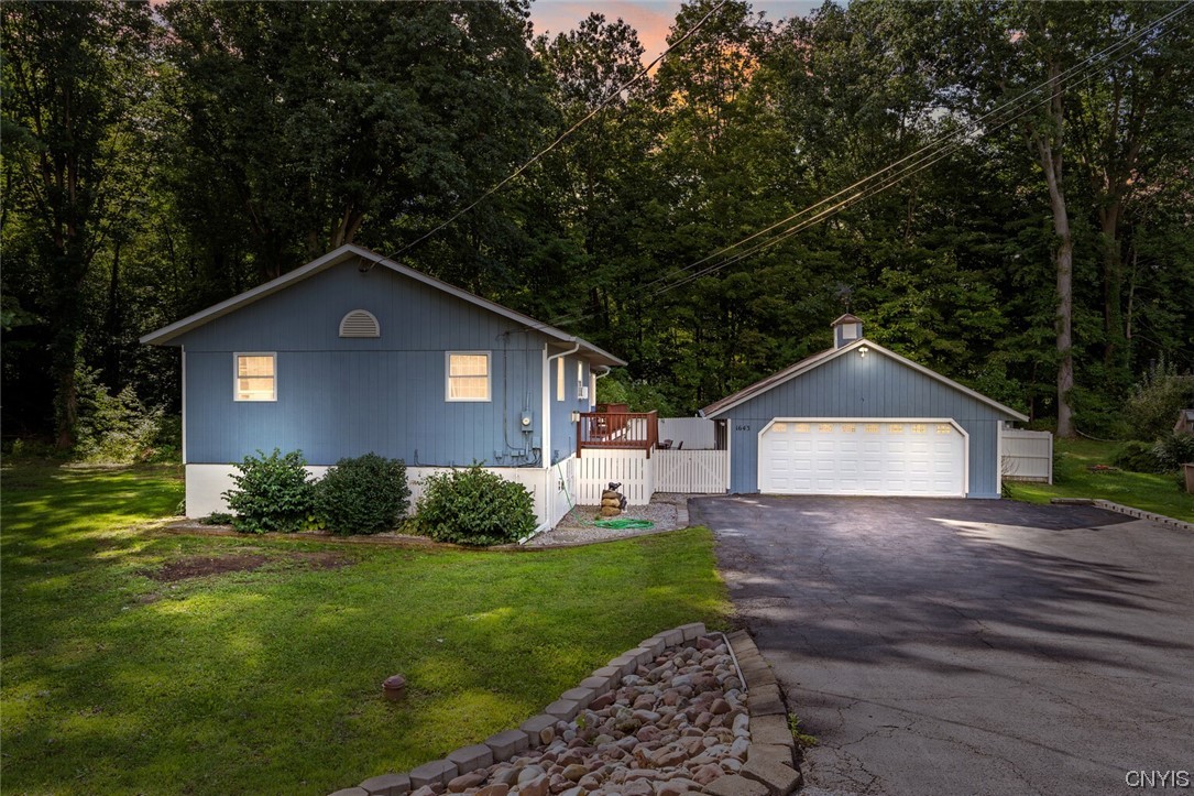 1643 County Rte 57 Volney, NY 13069 - Photo 1 of 1