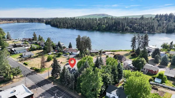 $465,000 | 403 North Jefferson Street, Medical Lake, WA 99022
