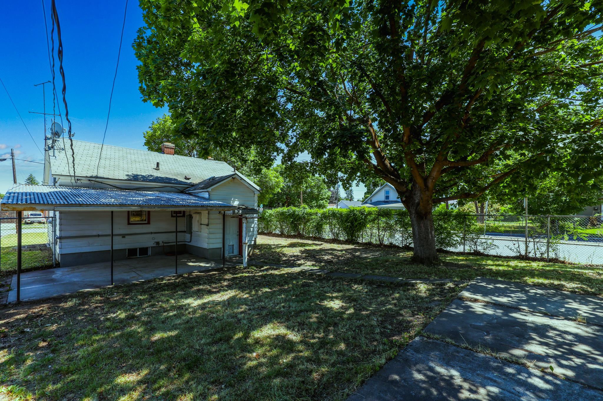 4703 North Stone Street Spokane, WA 99207 - Photo 29 of 40