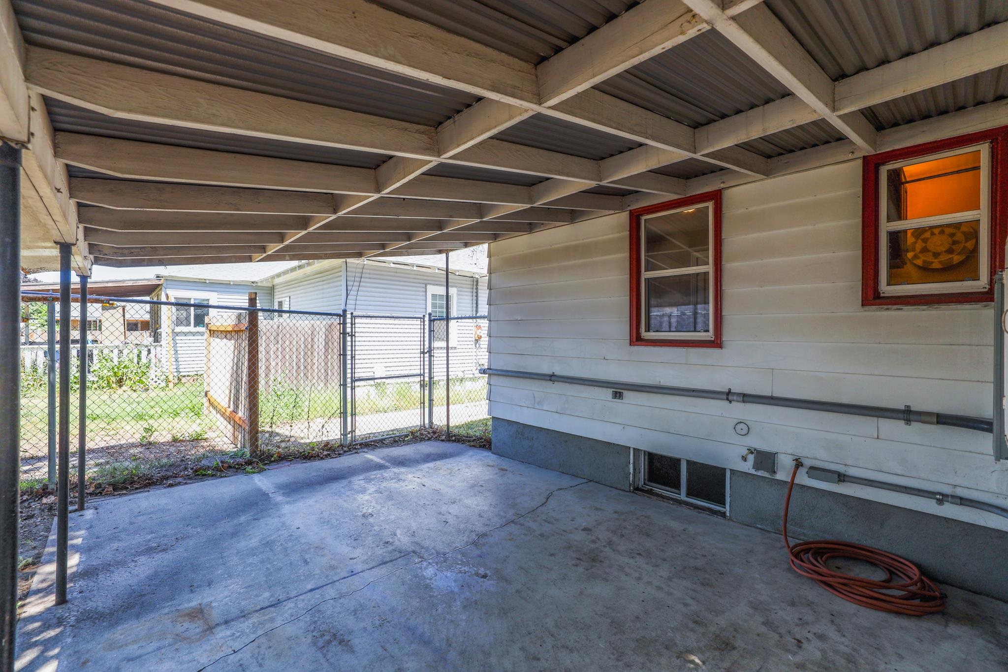 4703 North Stone Street Spokane, WA 99207 - Photo 32 of 40