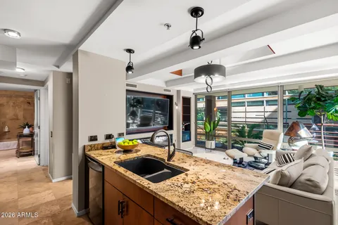 $549,000 | 7141 East Rancho Vista Drive, Unit 2014, Scottsdale, AZ 85251