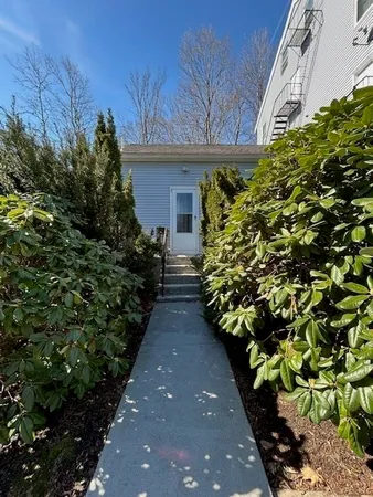 $1,900 | 33 Rockland Street, Unit 2, Canton, MA 02021