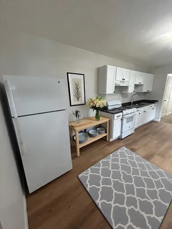 $1,900 | 33 Rockland Street, Unit 2, Canton, MA 02021