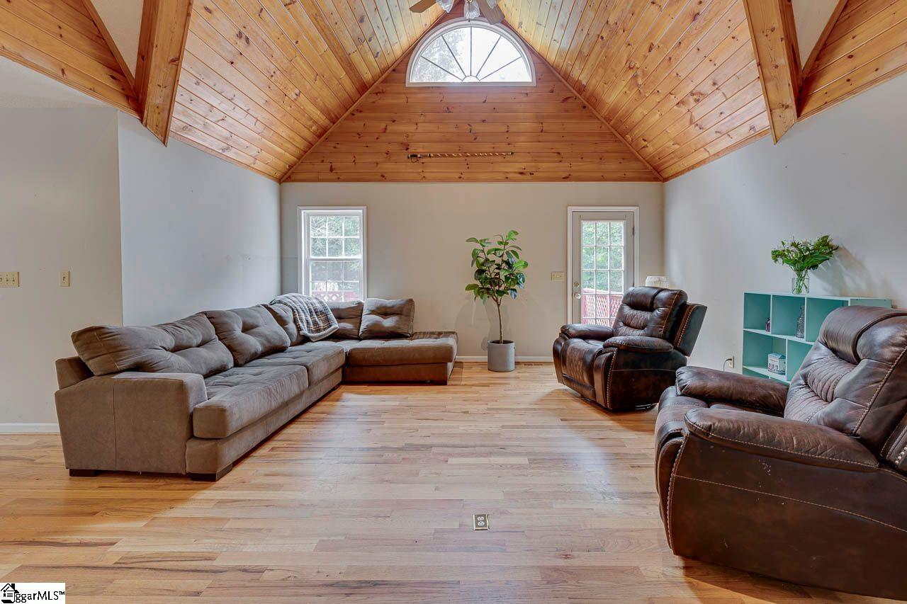 340 Adger Road Easley, SC 29642 - Photo 4 of 48