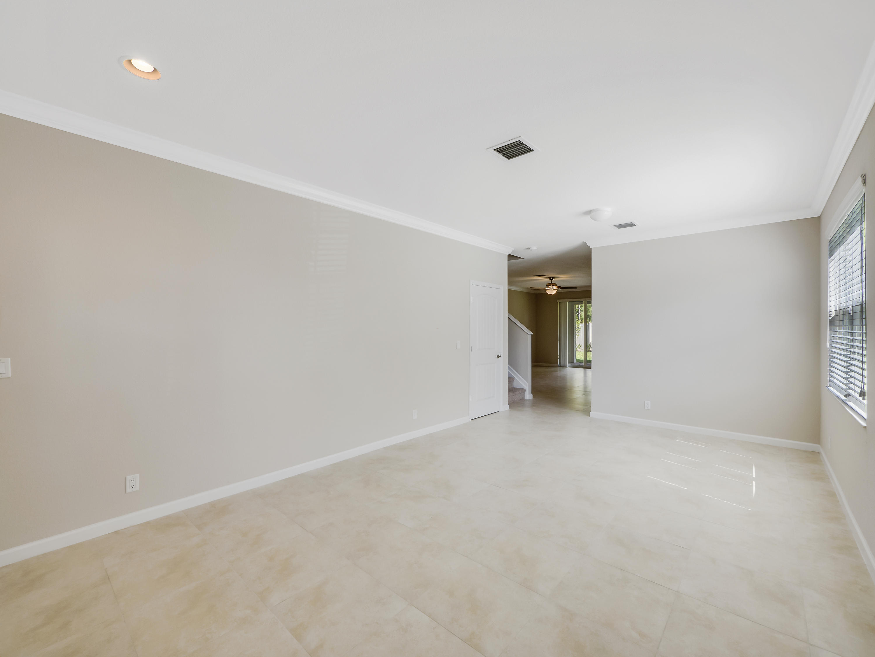 7091 Limestone Cay Road Jupiter, FL 33458 - Photo 5 of 31 002