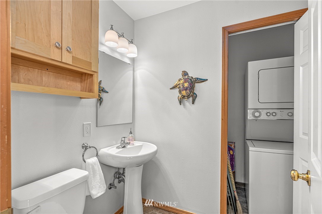 7315 Dumar Way Southwest Seattle, WA 98106 - Photo 14 of 39 Gallery Image 14