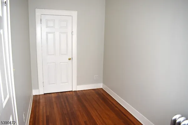 $2,300 | 316 Hillside Avenue, Hillside, NJ 07205