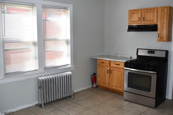 $2,300 | 316 Hillside Avenue, Hillside, NJ 07205