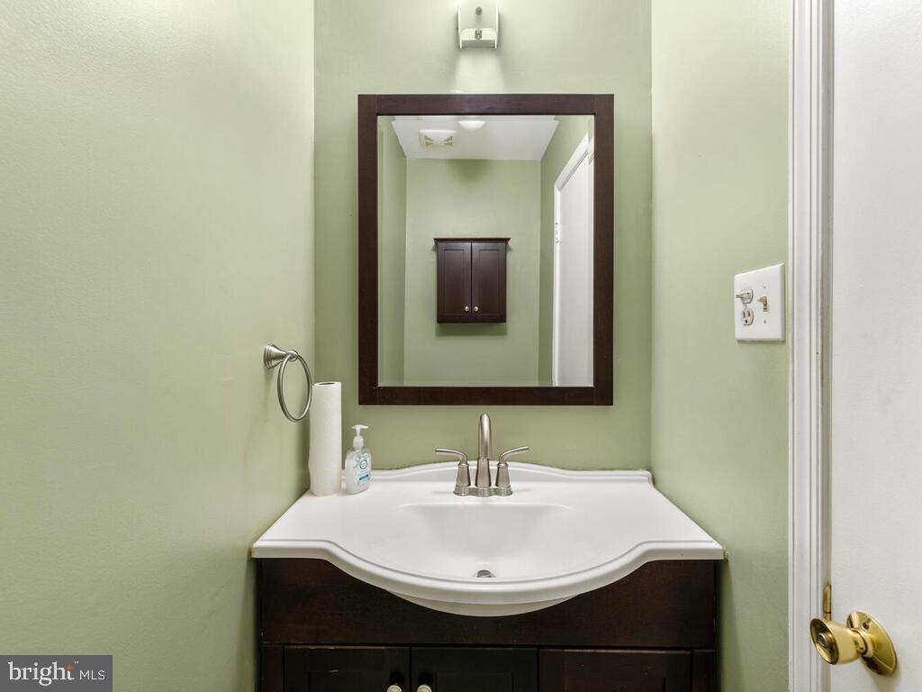 4960 Moonfall Way Columbia, MD 21044 - Photo 18 of 45