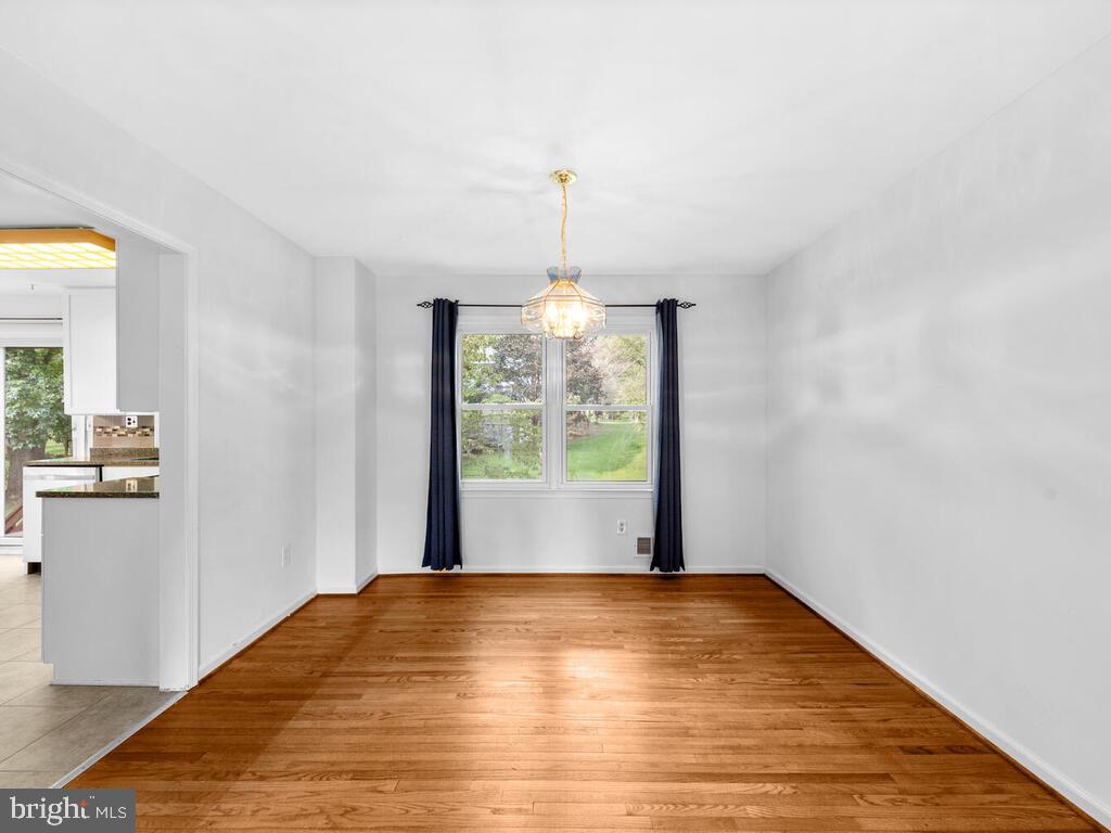 4960 Moonfall Way Columbia, MD 21044 - Photo 5 of 45