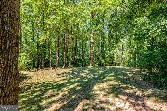 $1,299,000 | 987 Old Holly Drive, Great Falls, VA 22066