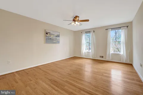 $1,299,000 | 987 Old Holly Drive, Great Falls, VA 22066