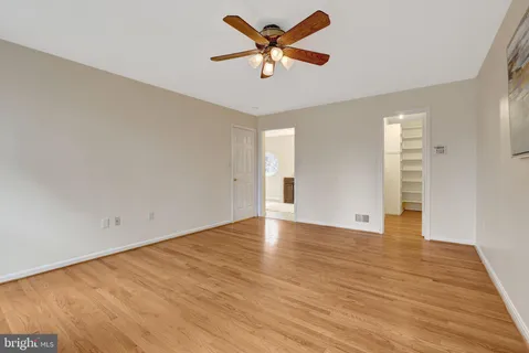 $1,299,000 | 987 Old Holly Drive, Great Falls, VA 22066