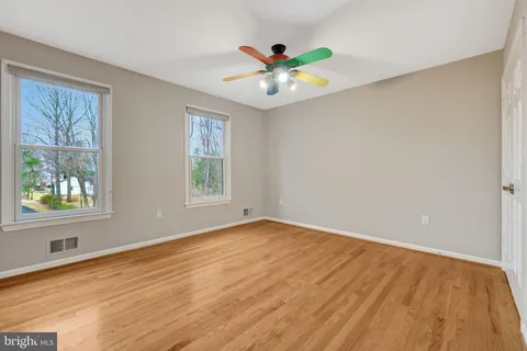 $1,299,000 | 987 Old Holly Drive, Great Falls, VA 22066