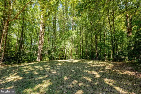 $1,299,000 | 987 Old Holly Drive, Great Falls, VA 22066