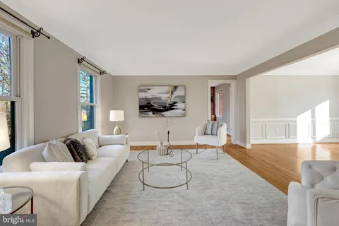 $1,299,000 | 987 Old Holly Drive, Great Falls, VA 22066