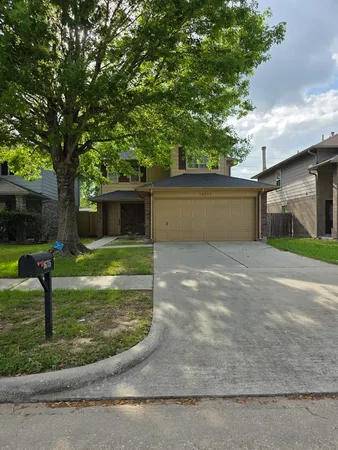 $2,000 | 16715 North Mist Drive, Houston, TX 77073