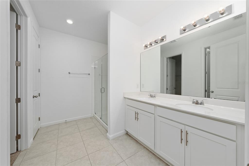 1133 Mattie Pointe Boulevard Auburndale, FL 33823 - Photo 12 of 27