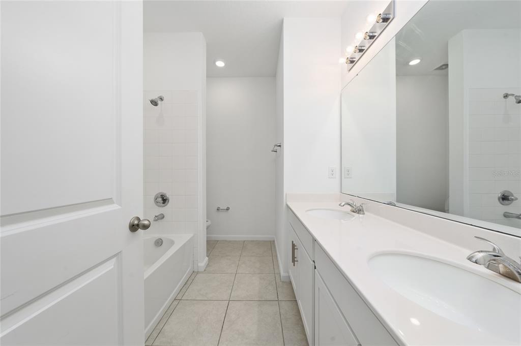 1133 Mattie Pointe Boulevard Auburndale, FL 33823 - Photo 17 of 27