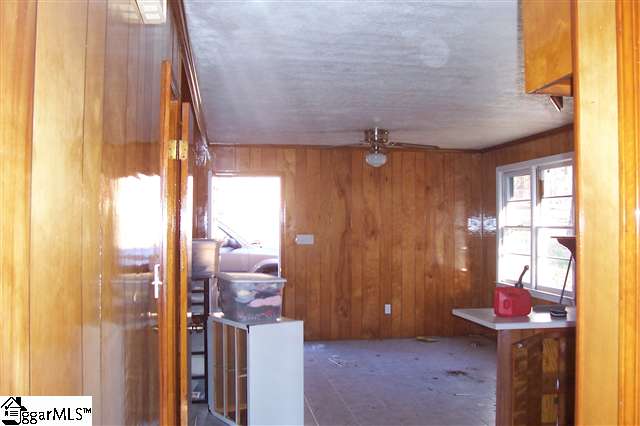 211 Old Bramlett Road Greenville, SC 29611 - Photo 8 of 14 Gallery Image 8