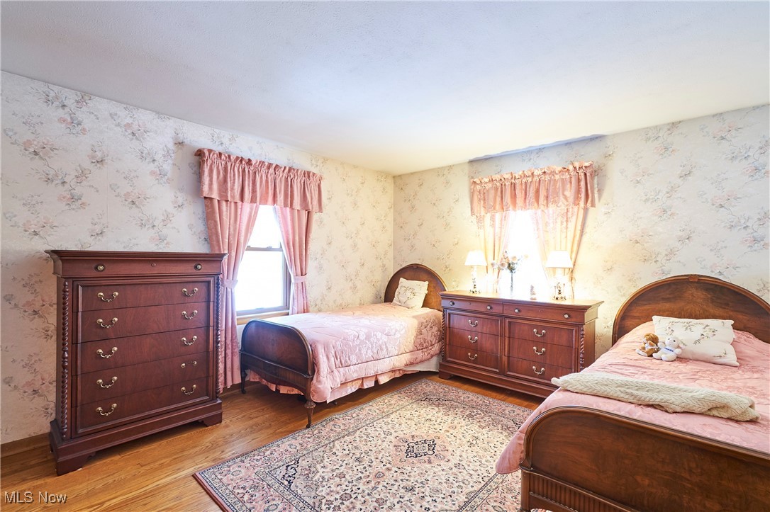 440 South Medina Line Road Akron, OH 44321 - Photo 8 of 27 Bedroom 1 with oak floors
