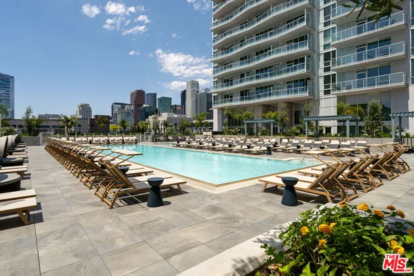 $7,418 | 230 West Olympic Boulevard, Unit 4702, Los Angeles, CA 90015