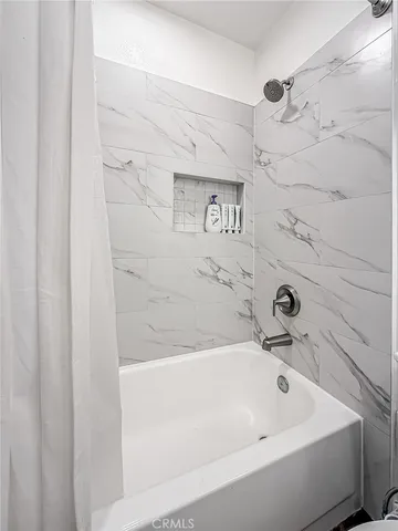 $1,165,000 | 1079 Powderhorn Court, Oak Park, CA 91377