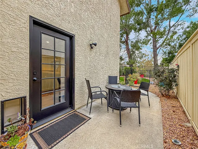$1,165,000 | 1079 Powderhorn Court, Oak Park, CA 91377