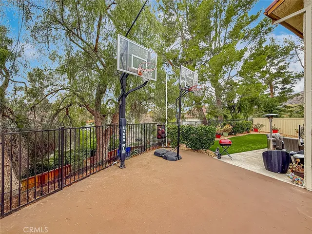 $1,165,000 | 1079 Powderhorn Court, Oak Park, CA 91377